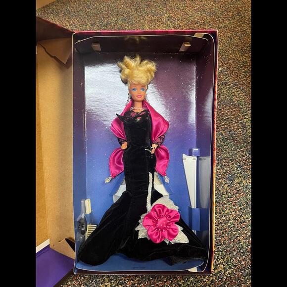 Barbie Other - 1994 Theater Elegance Spiegel Limited Edition Barbie Doll / Mattel 12077